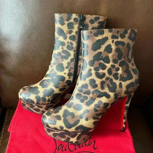 NIB Christian Louboutin Womens Bianca Booty Boot Brown 120 Leopard 38 1/2